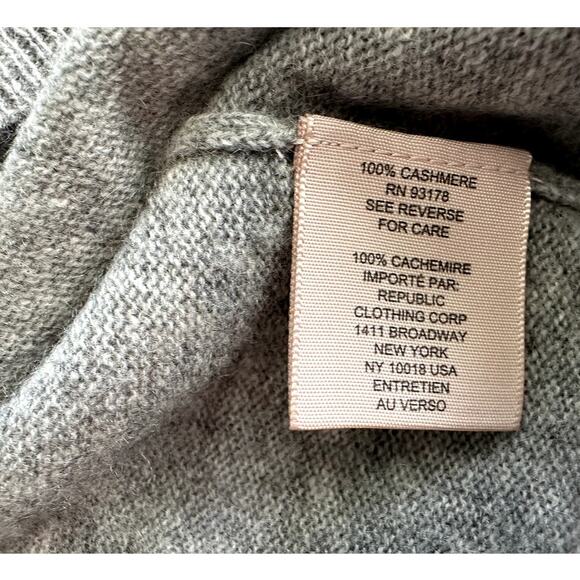 SOLD- Philosophy Cashmere French Bulldog Sweater, Heather Gray Women's size Lg - Picture 5 of 8